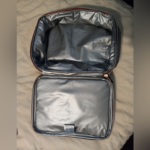 Lunch box bag made by Fit+Fresh - Picture 3 of 3